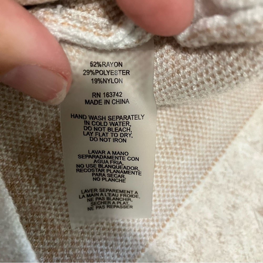 Adrienne Vittadini Women’s XS Sweater Beige Cream Tan preppy plaid old money - Picture 8 of 10